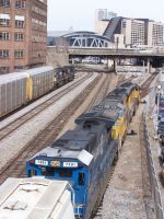 CSX train with UP leader head "underground"